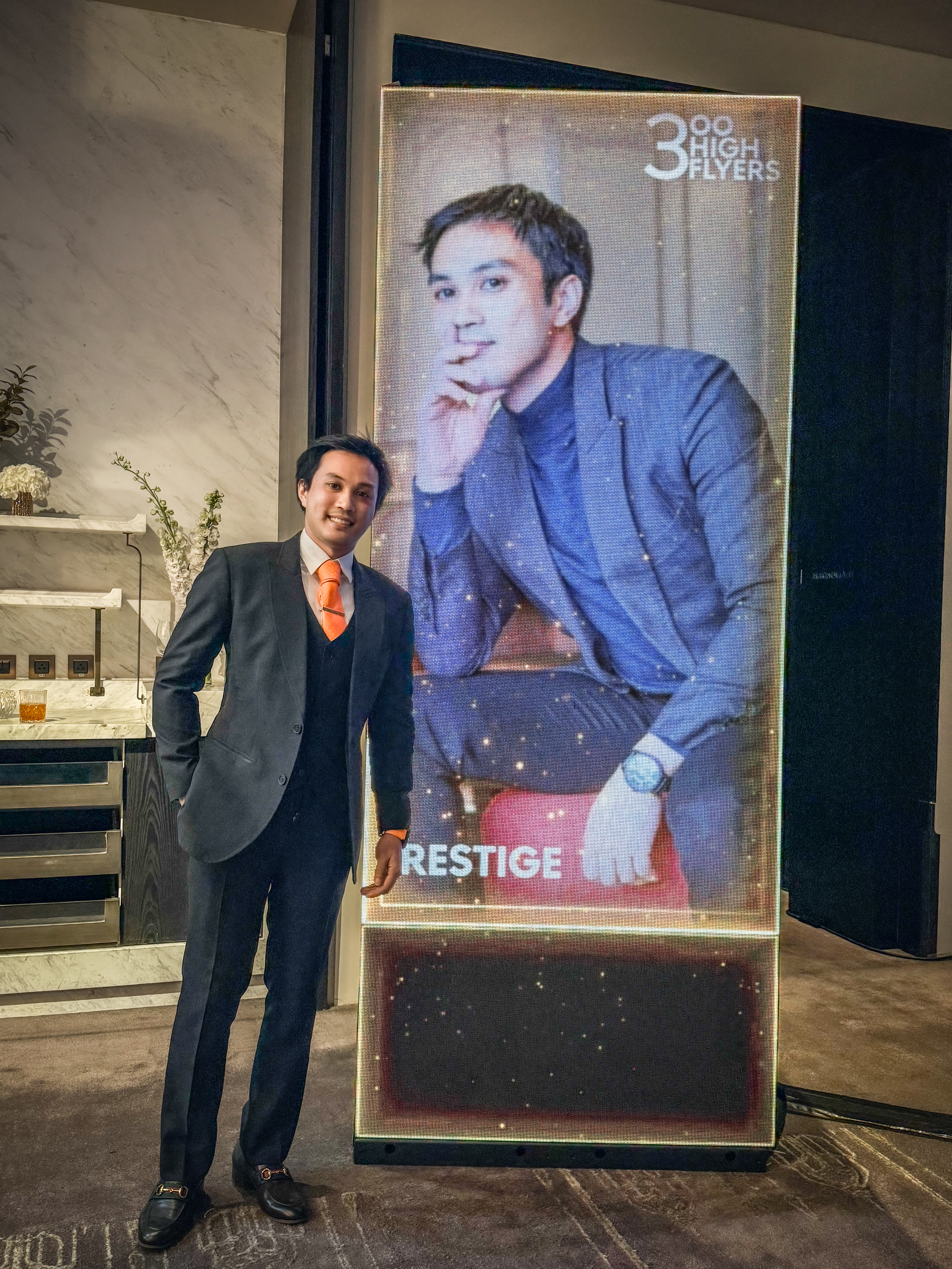 Prestige Thailand 300 Highflyer feature